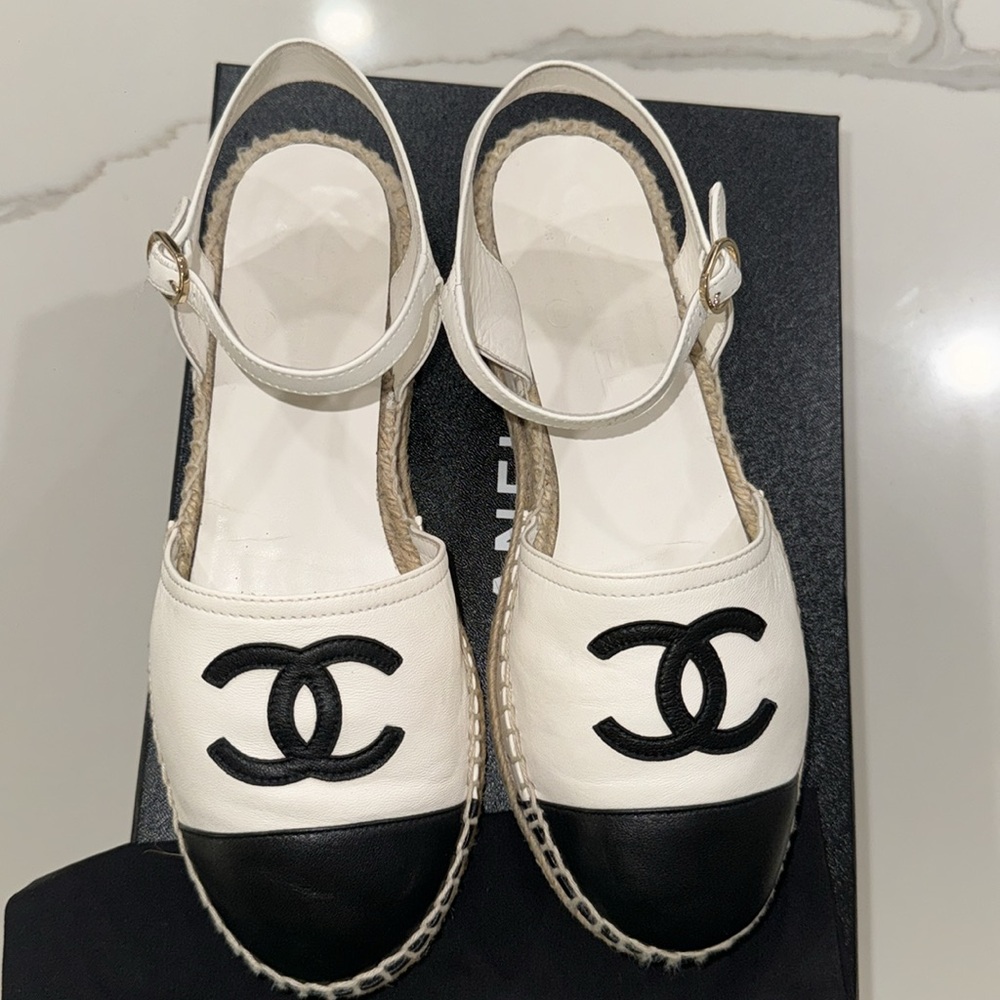 CHANEL Espadrilles Sandals - Picture 4 of 5